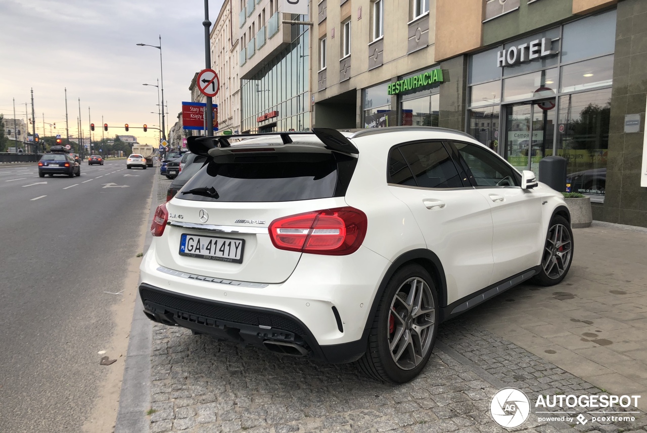 Mercedes-Benz GLA 45 AMG X156