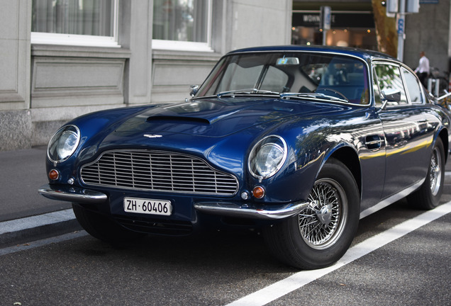 Aston Martin DB6 Vantage MKII