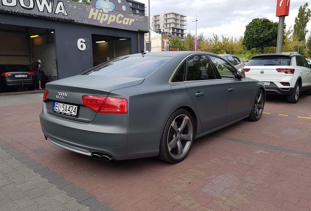 Audi S8 D4