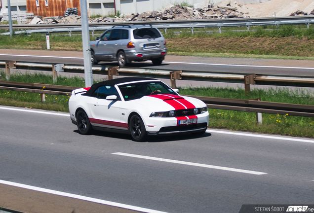 Ford Mustang GT Convertible 2011