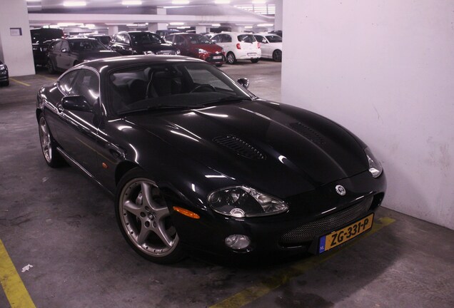 Jaguar XKR