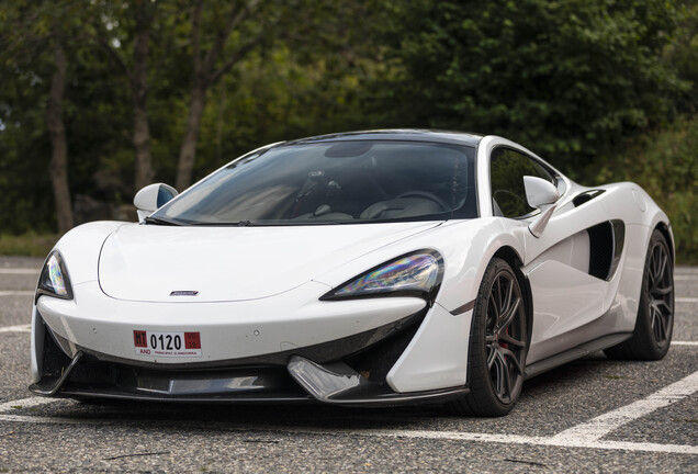 McLaren 570GT