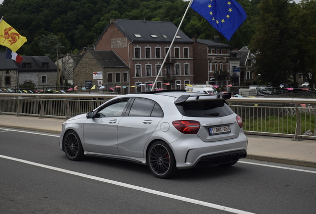 Mercedes-AMG A 45 W176 2015