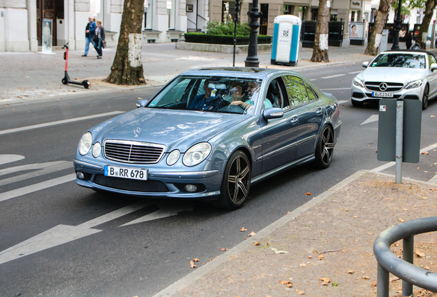 Mercedes-Benz E 55 AMG