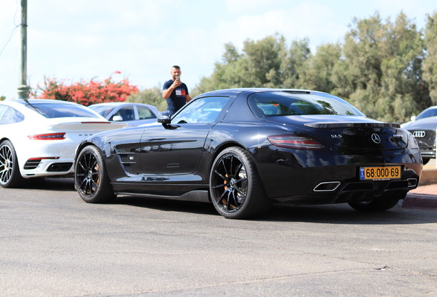 Mercedes-Benz Renntech SLS AMG