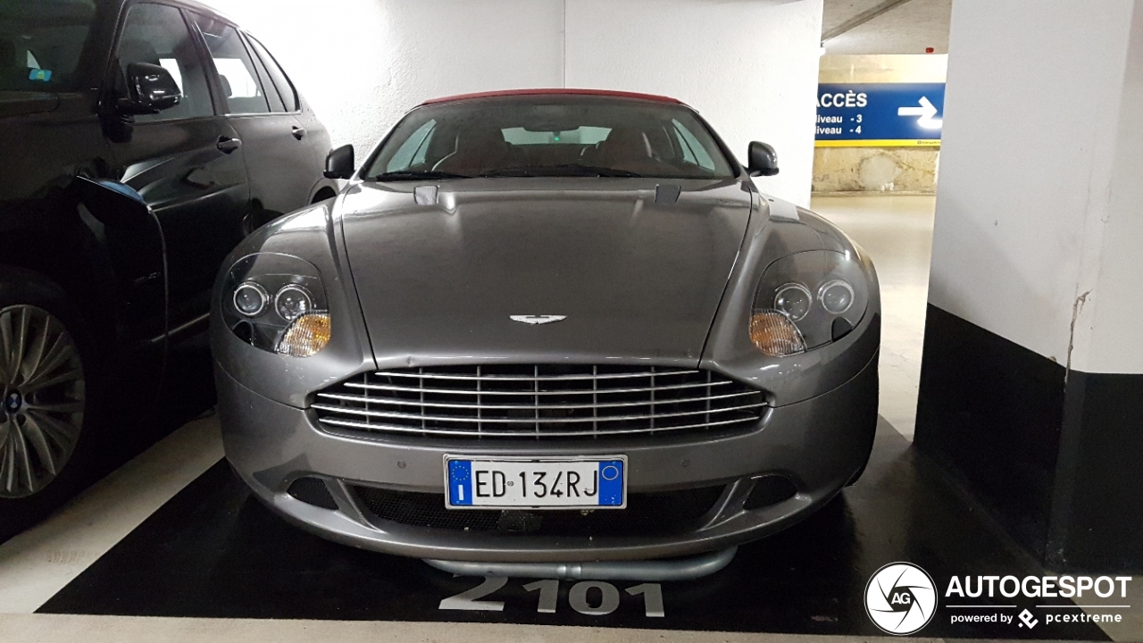 Aston Martin DB9 Volante 2010