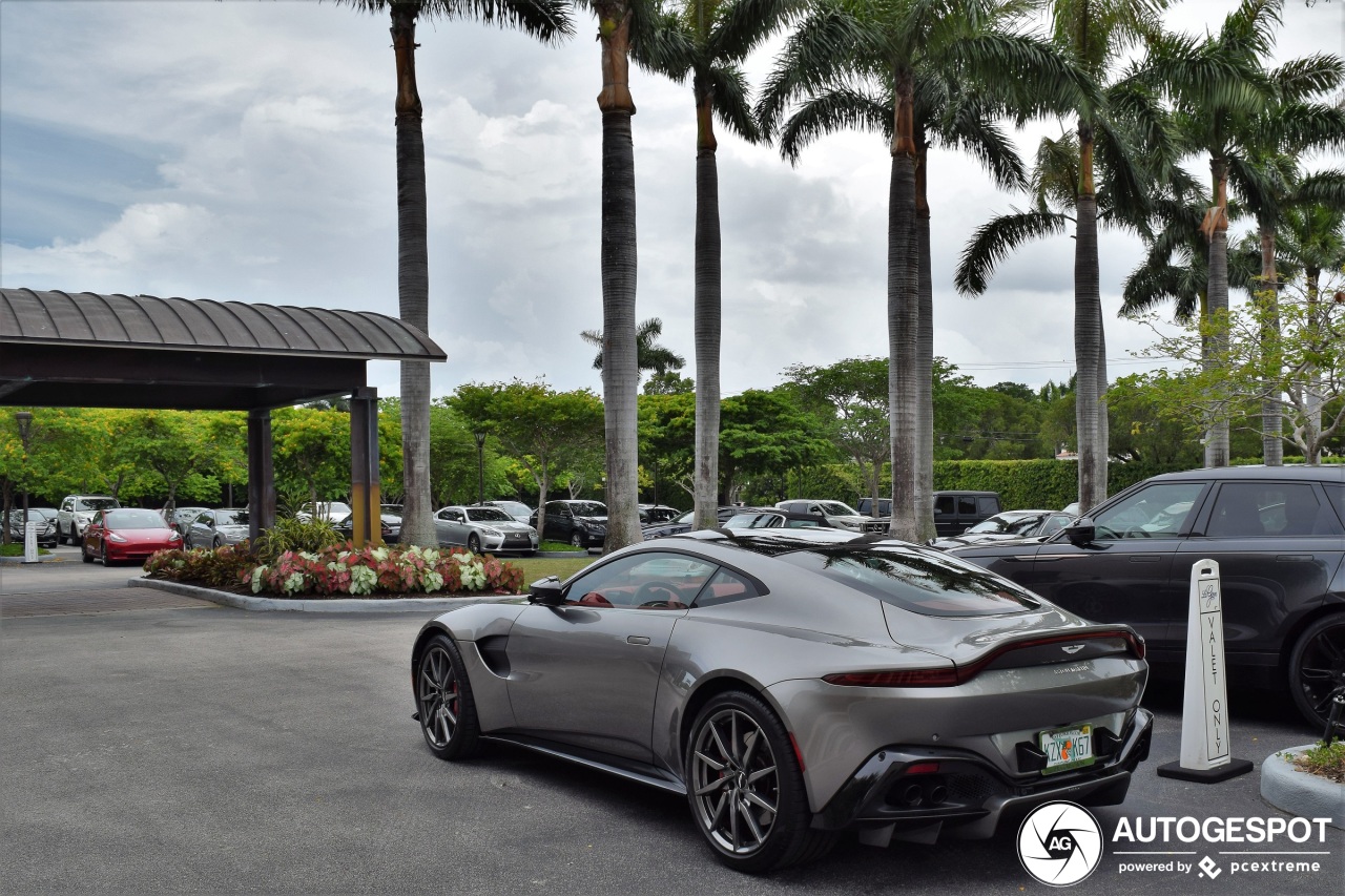 Aston Martin V8 Vantage 2018