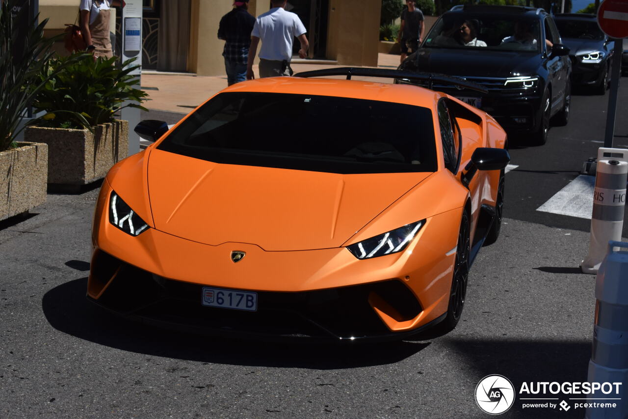 Lamborghini Huracán LP640-4 Performante