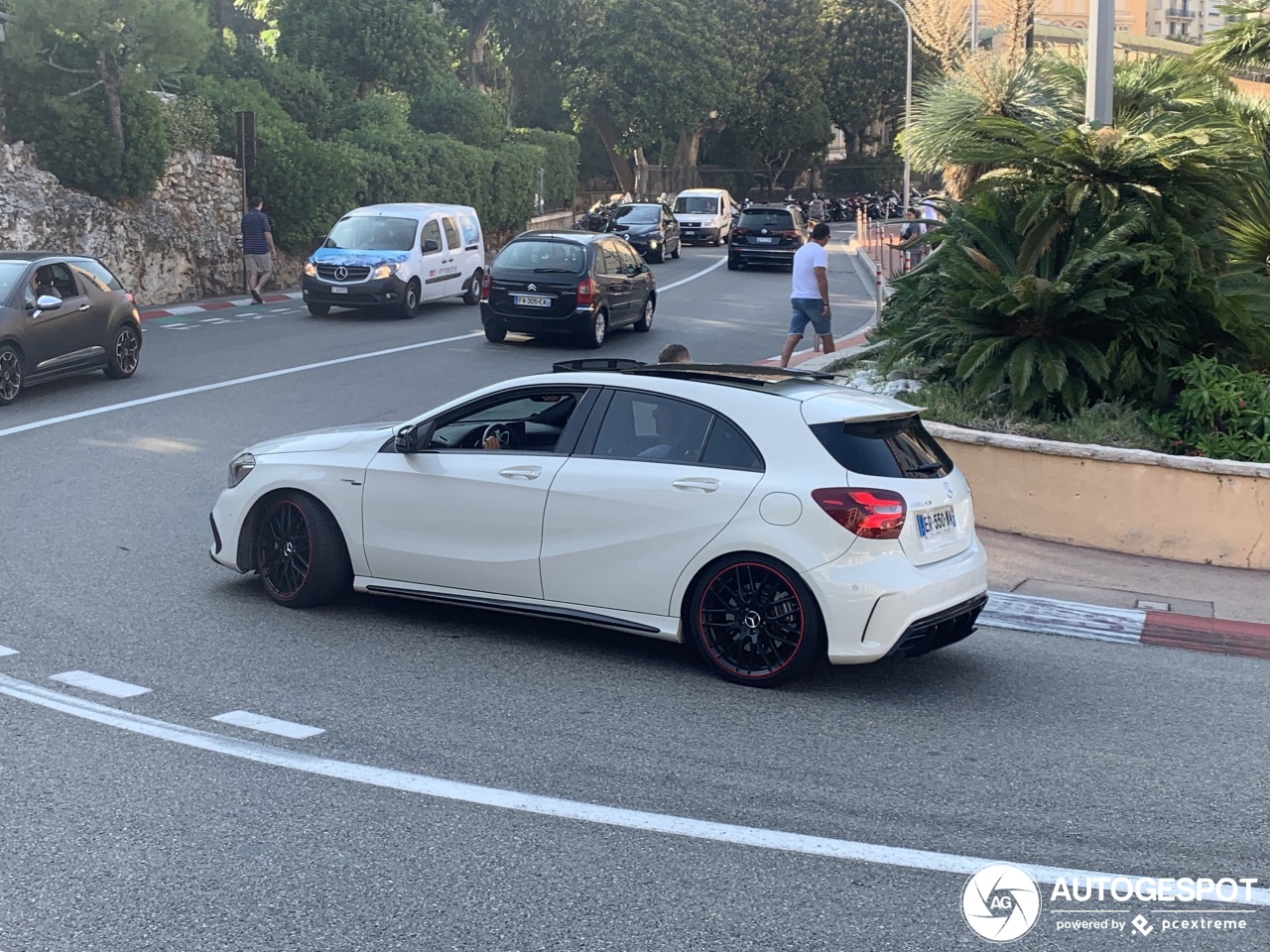 Mercedes-AMG A 45 W176 2015