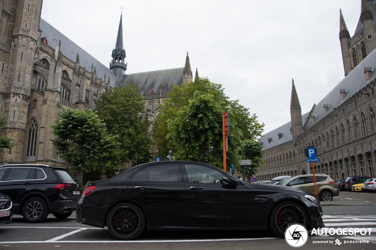 Mercedes-AMG C 63 S W205