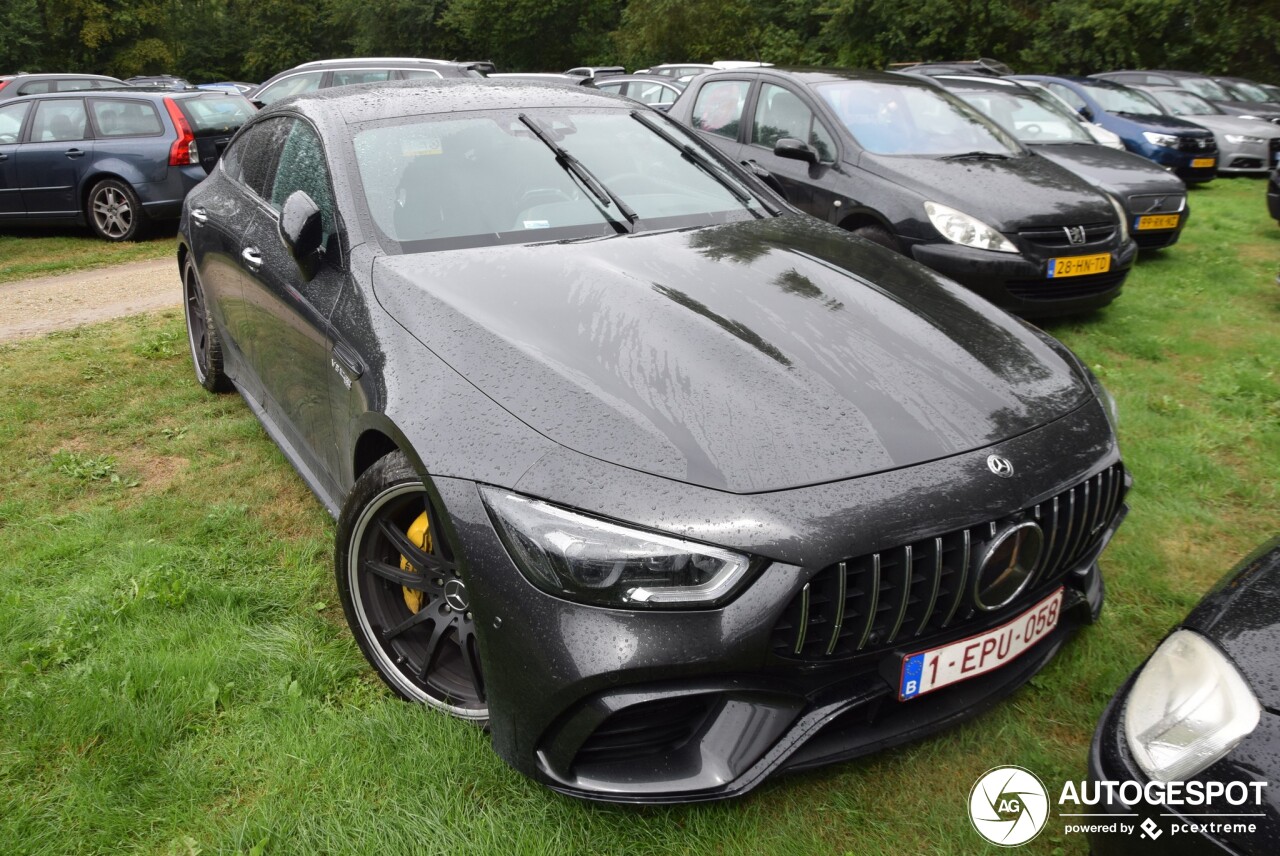 Mercedes-AMG GT 63 S X290