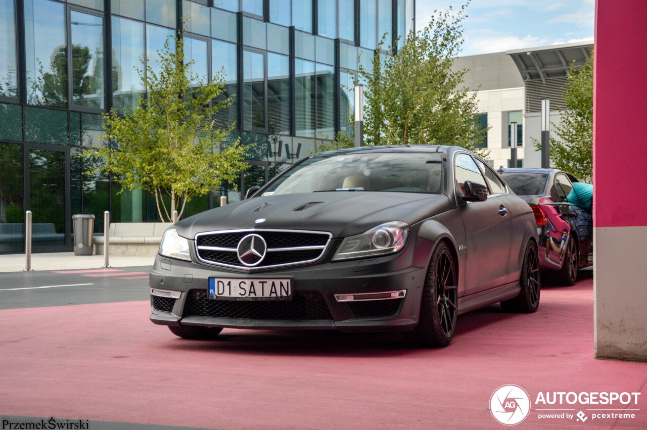 Mercedes-Benz C 63 AMG Coupé Edition 507