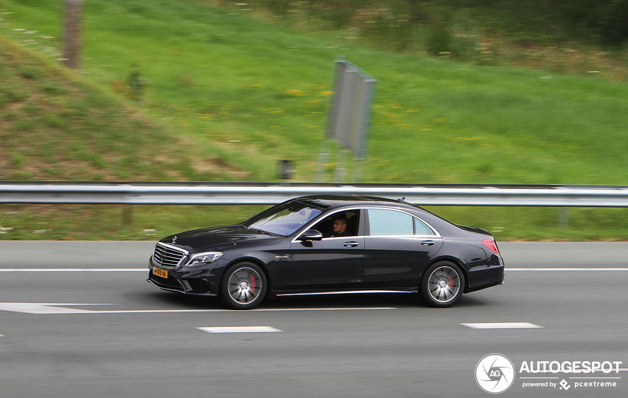 Mercedes-Benz S 63 AMG V222