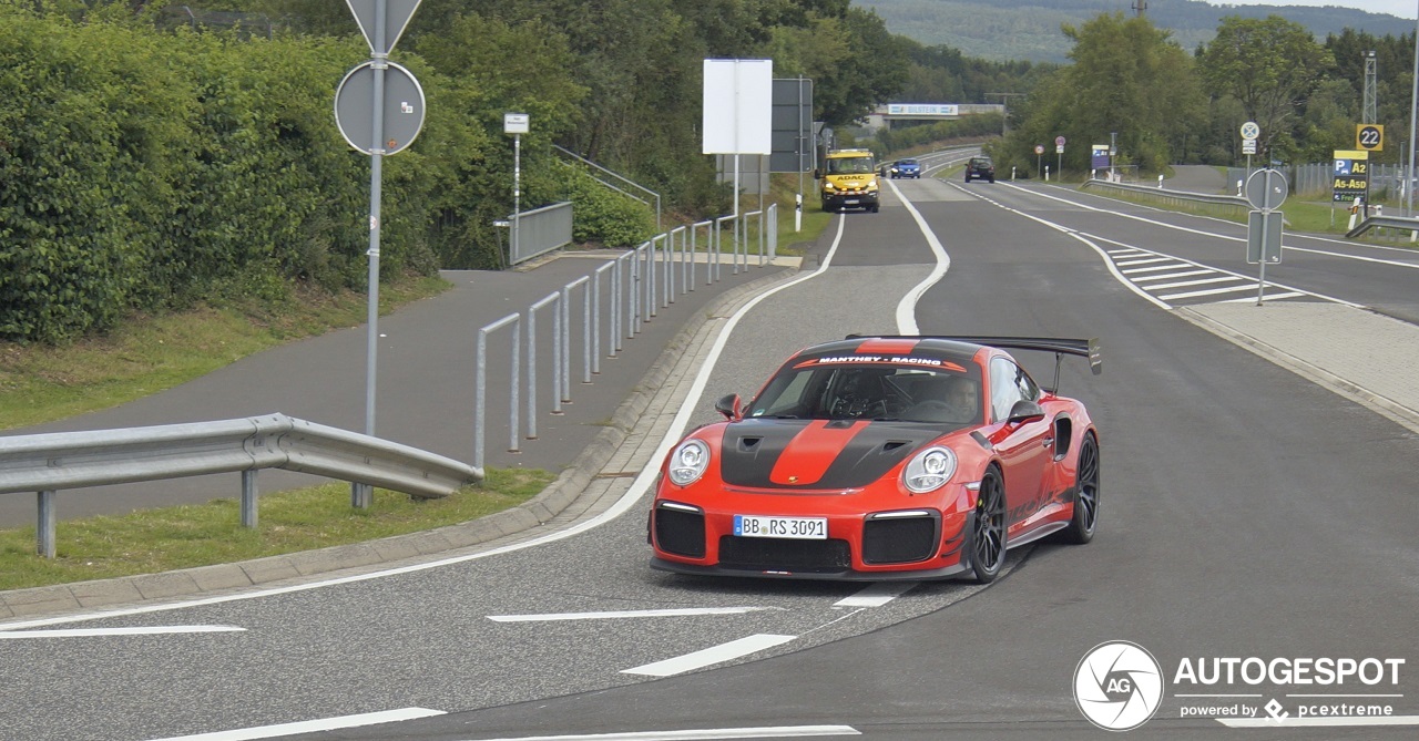 Porsche Manthey Racing 991 GT2 RS MR