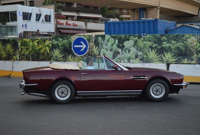 Aston Martin V8 Volante 1979-1989