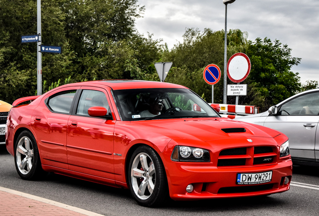 Dodge Charger SRT-8