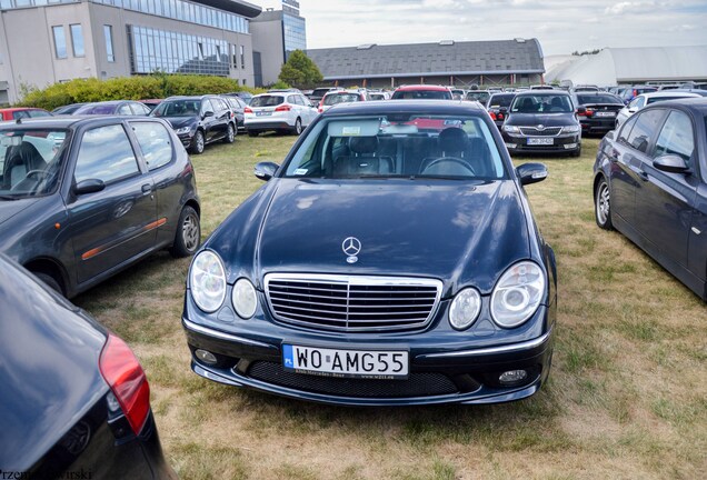 Mercedes-Benz E 55 AMG