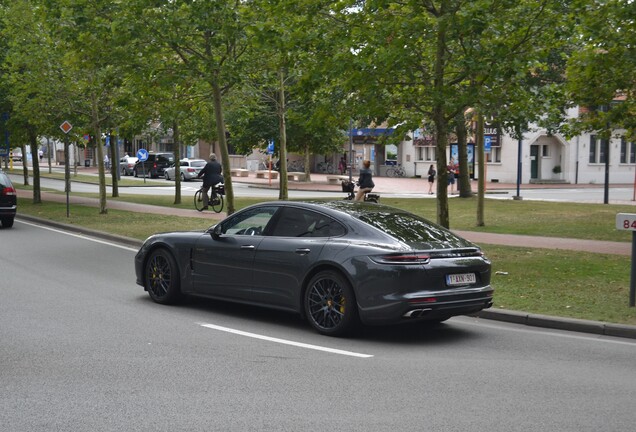 Porsche 971 Panamera Turbo S E-Hybrid