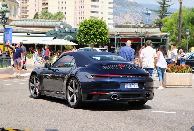 Porsche 992 Carrera 4S Cabriolet