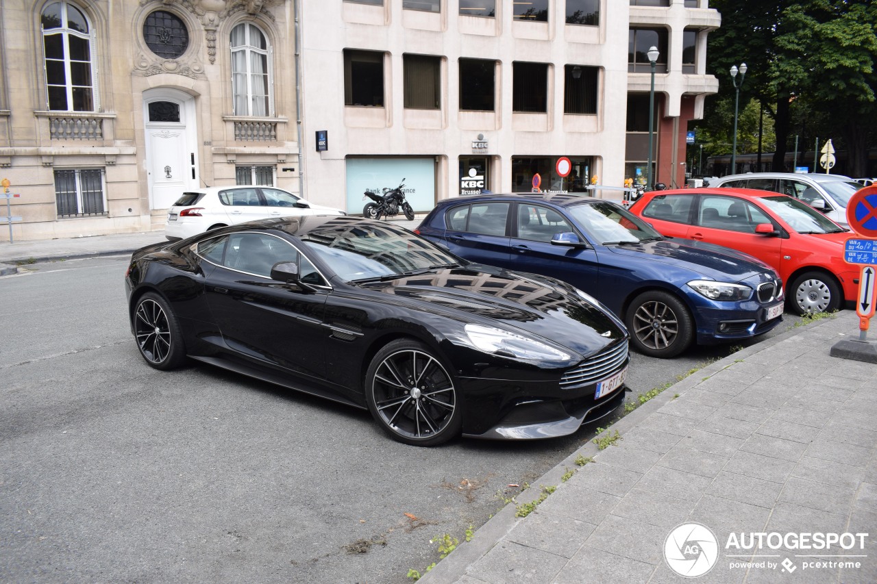 Aston Martin Vanquish 2013