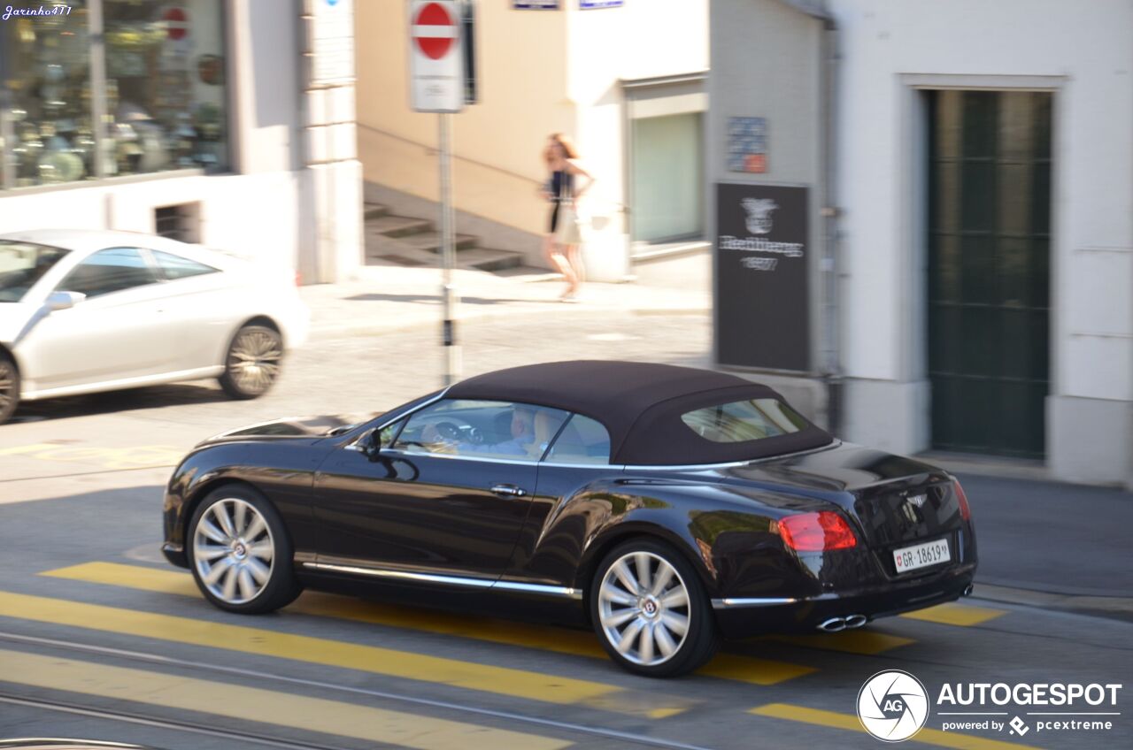 Bentley Continental GTC V8