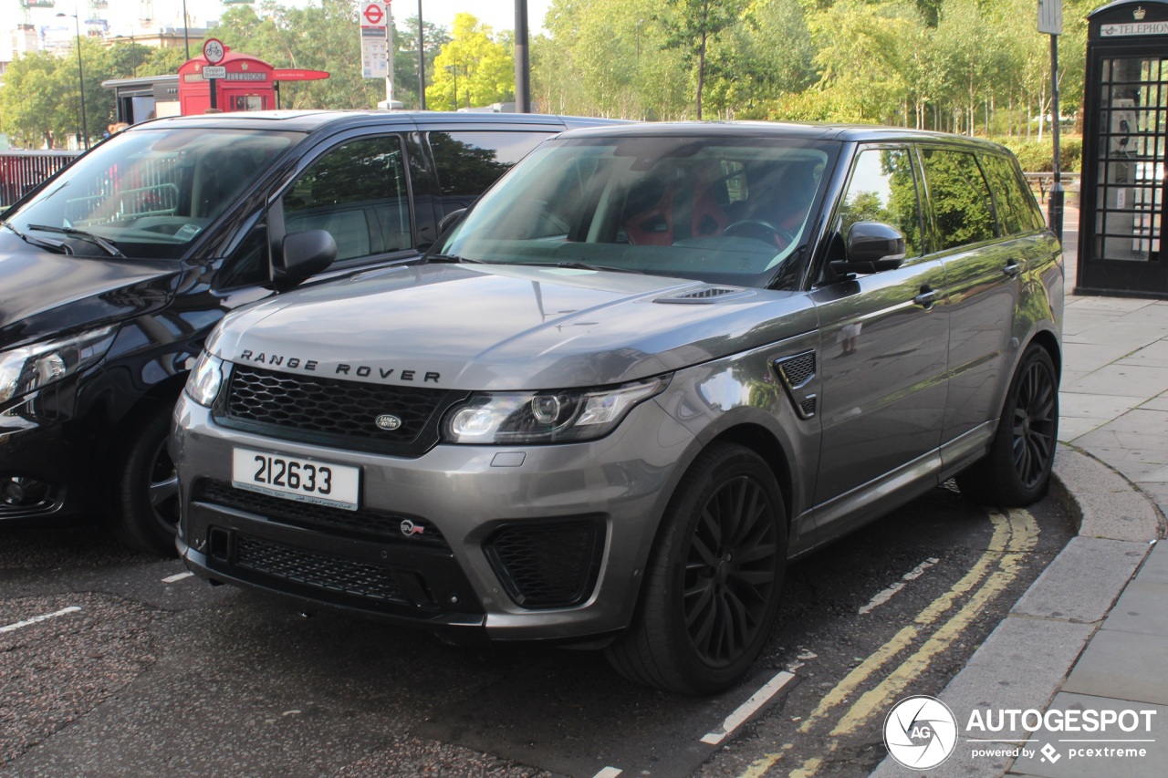 Land Rover Range Rover Sport SVR