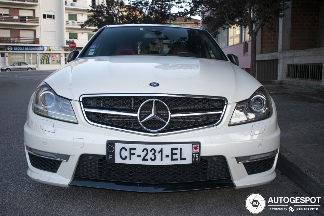 Mercedes-Benz C 63 AMG W204 2012