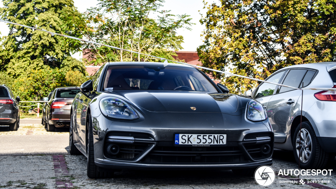 Porsche 971 Panamera Turbo Sport Turismo