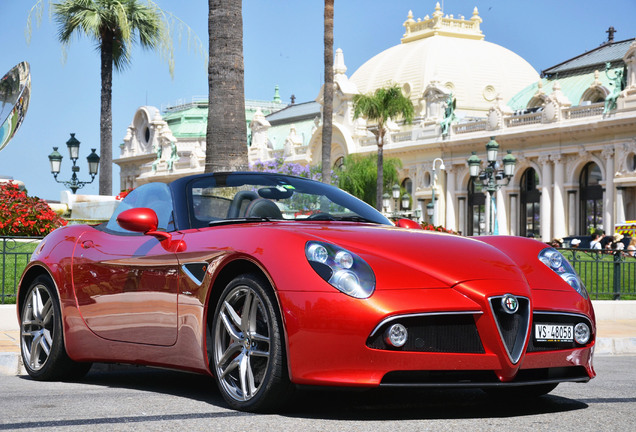 Alfa Romeo 8C Spider