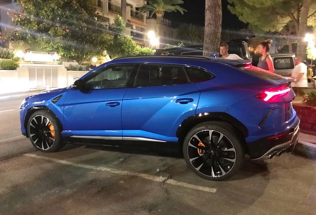 Lamborghini Urus