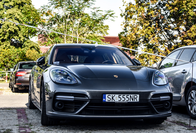 Porsche 971 Panamera Turbo Sport Turismo