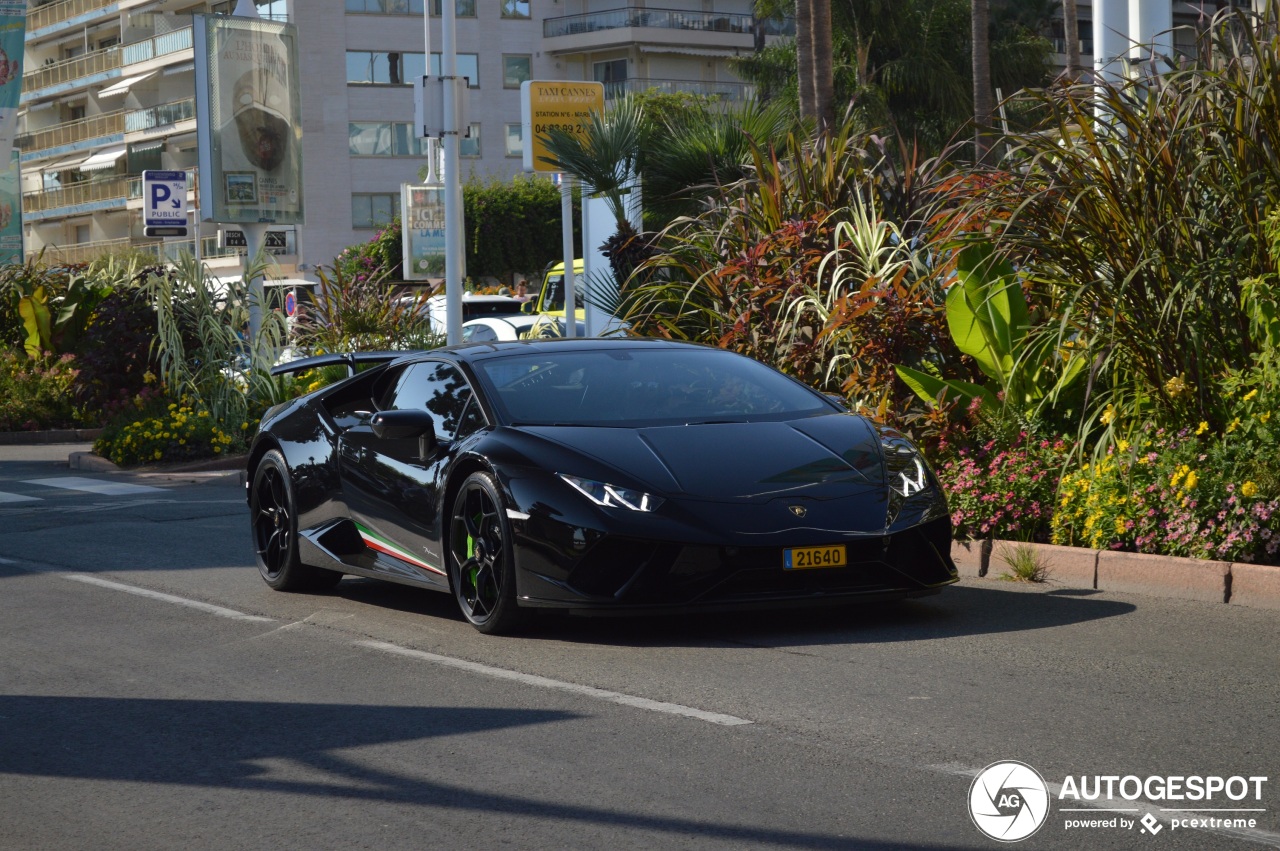 Lamborghini Huracán LP640-4 Performante