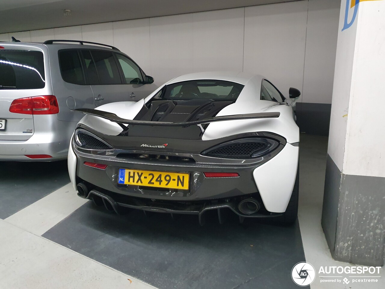 McLaren 570S