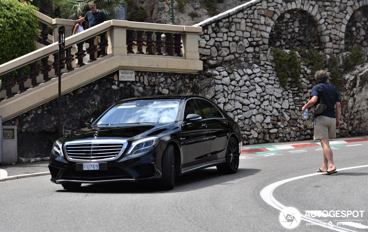 Mercedes-Benz S 63 AMG V222