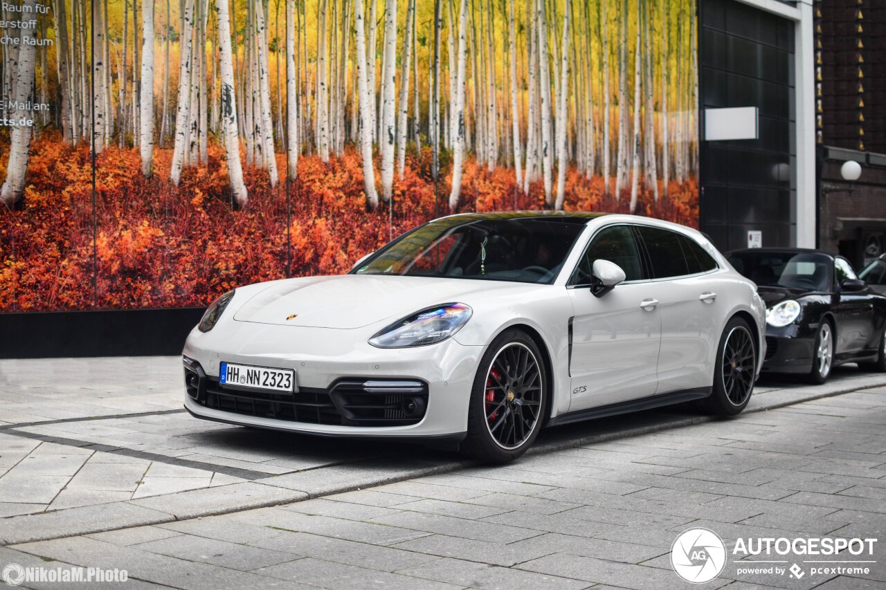 Porsche 971 Panamera GTS Sport Turismo