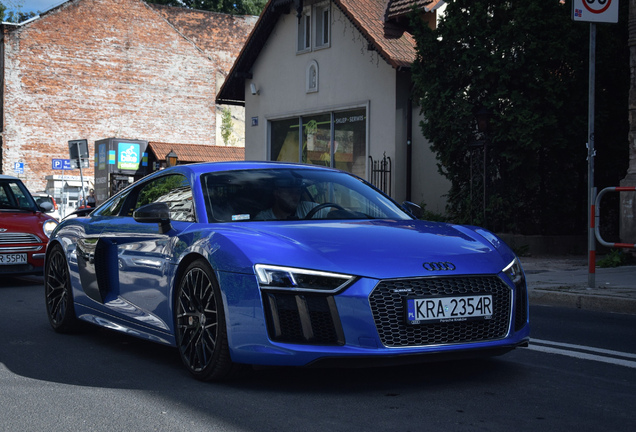 Audi R8 V10 Plus 2015