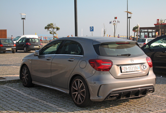 Mercedes-AMG A 45 W176 2015