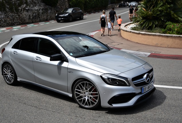 Mercedes-AMG A 45 W176 2015