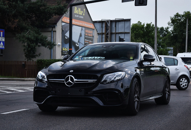 Mercedes-AMG E 63 S W213