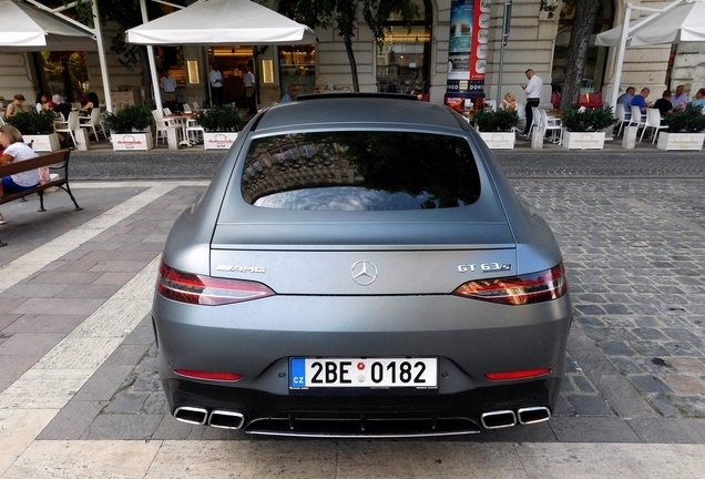 Mercedes-AMG GT 63 S X290