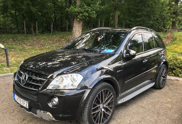 Mercedes-Benz ML 63 AMG 10th Anniversary