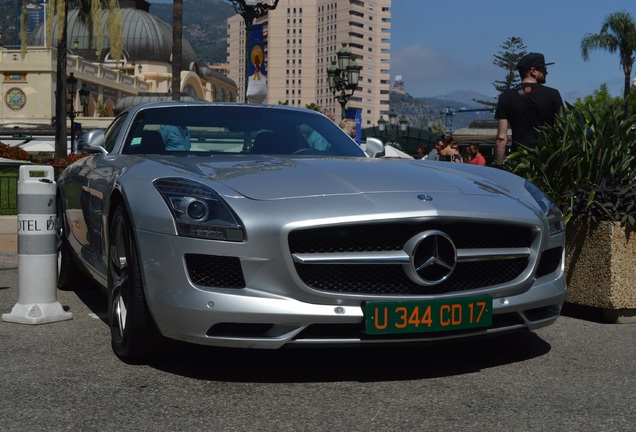 Mercedes-Benz SLS AMG