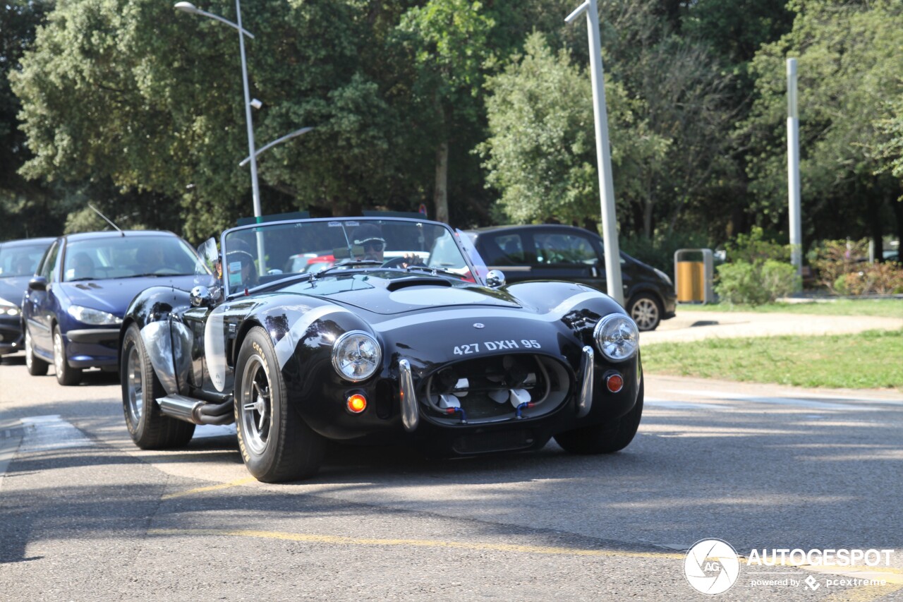 AC Cobra 427