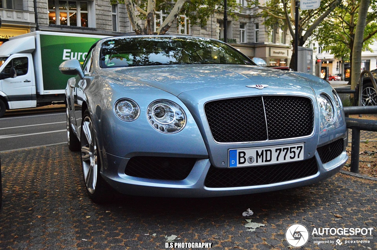 Bentley Continental GTC V8