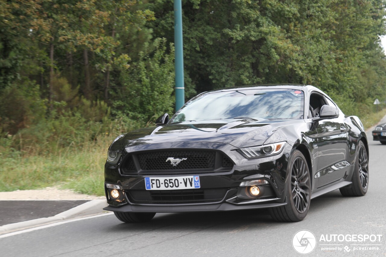 Ford Mustang GT 2015