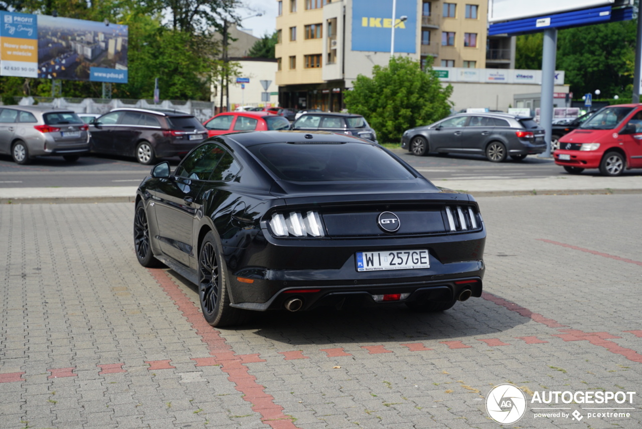 Ford Mustang GT 2015