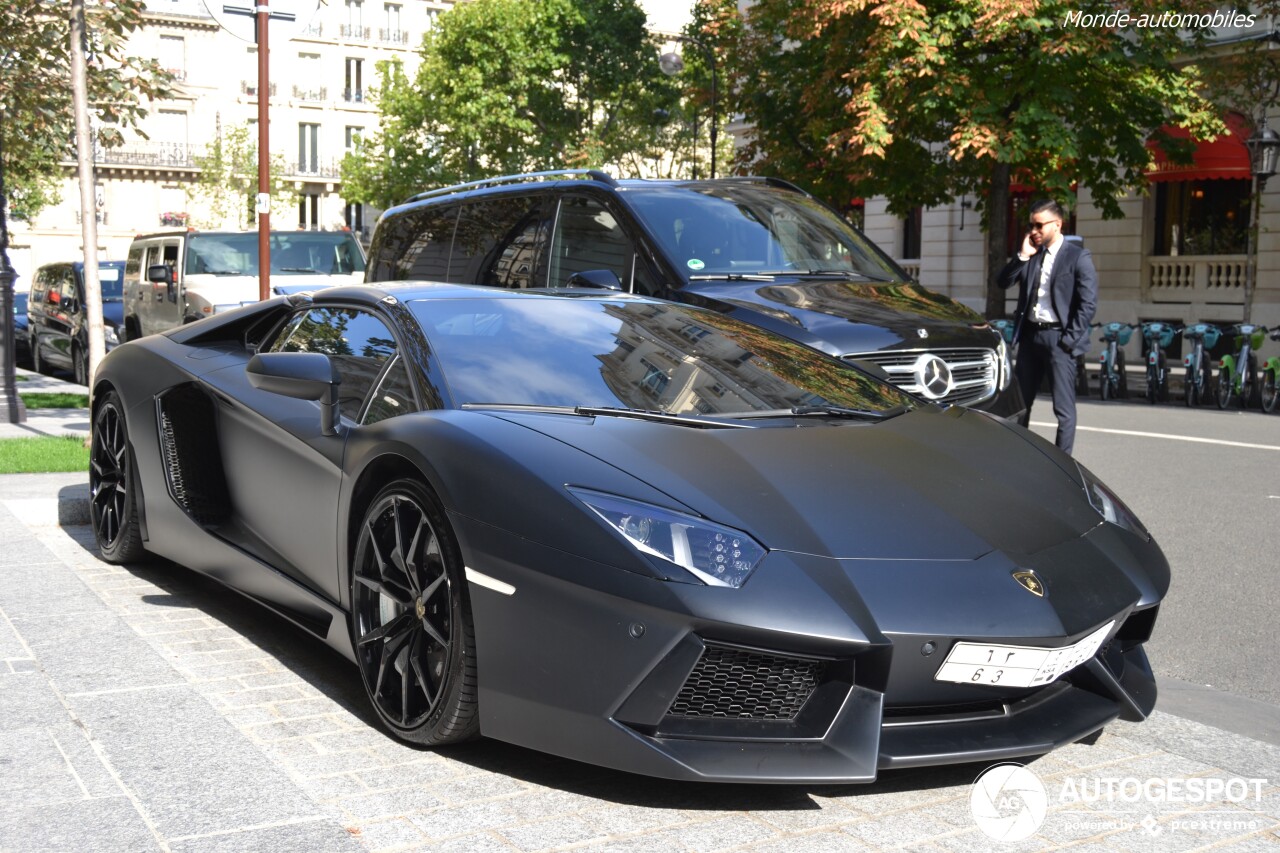 Lamborghini Aventador LP700-4 Roadster