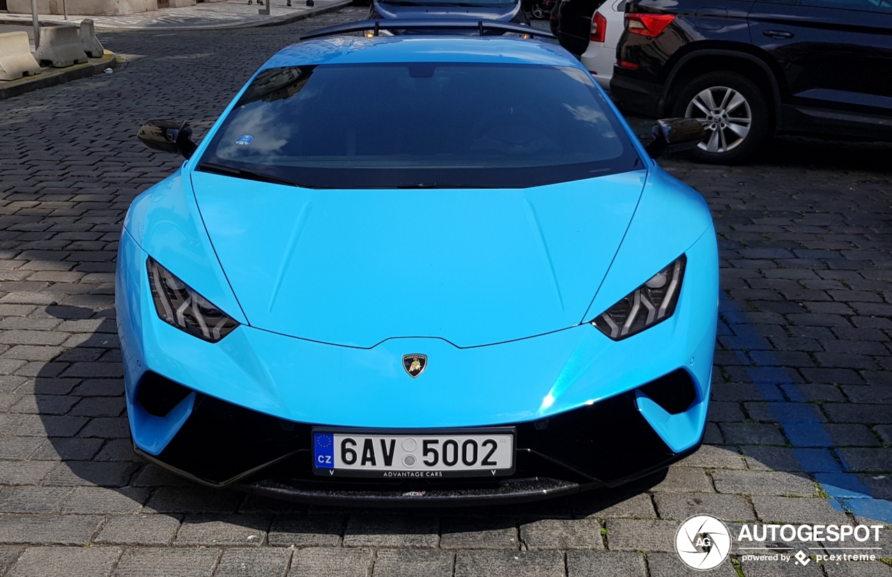 Lamborghini Huracán LP640-4 Performante