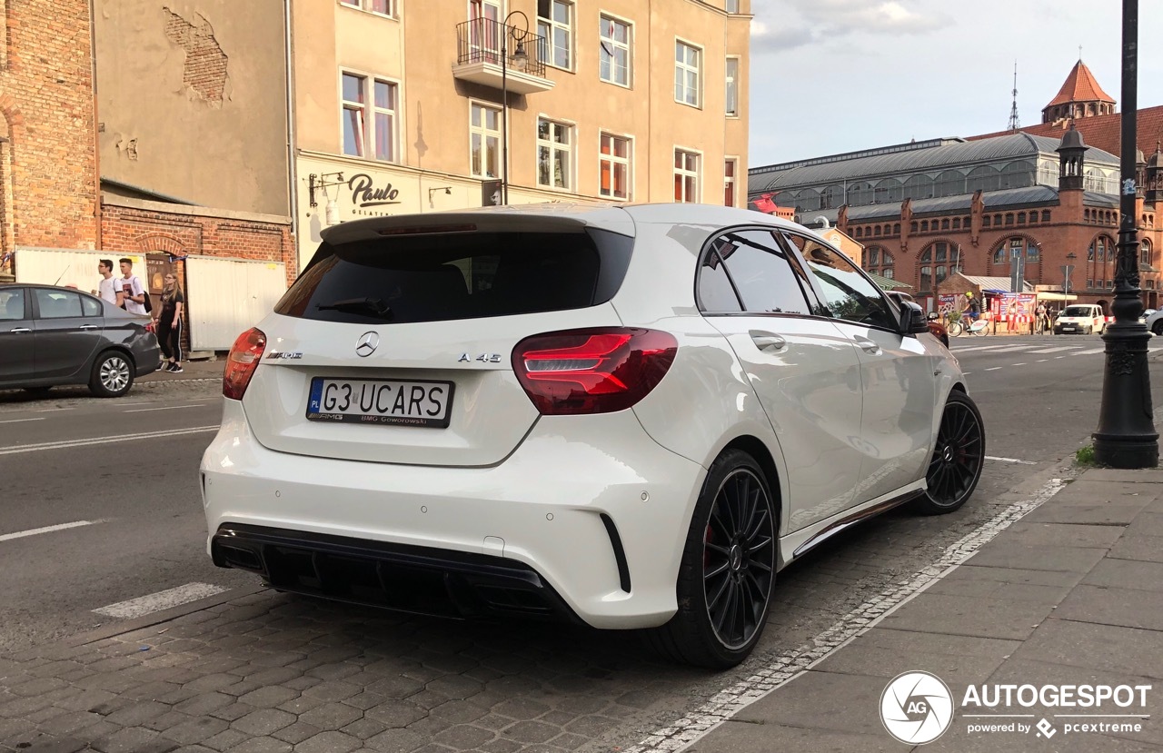 Mercedes-AMG A 45 W176 2015