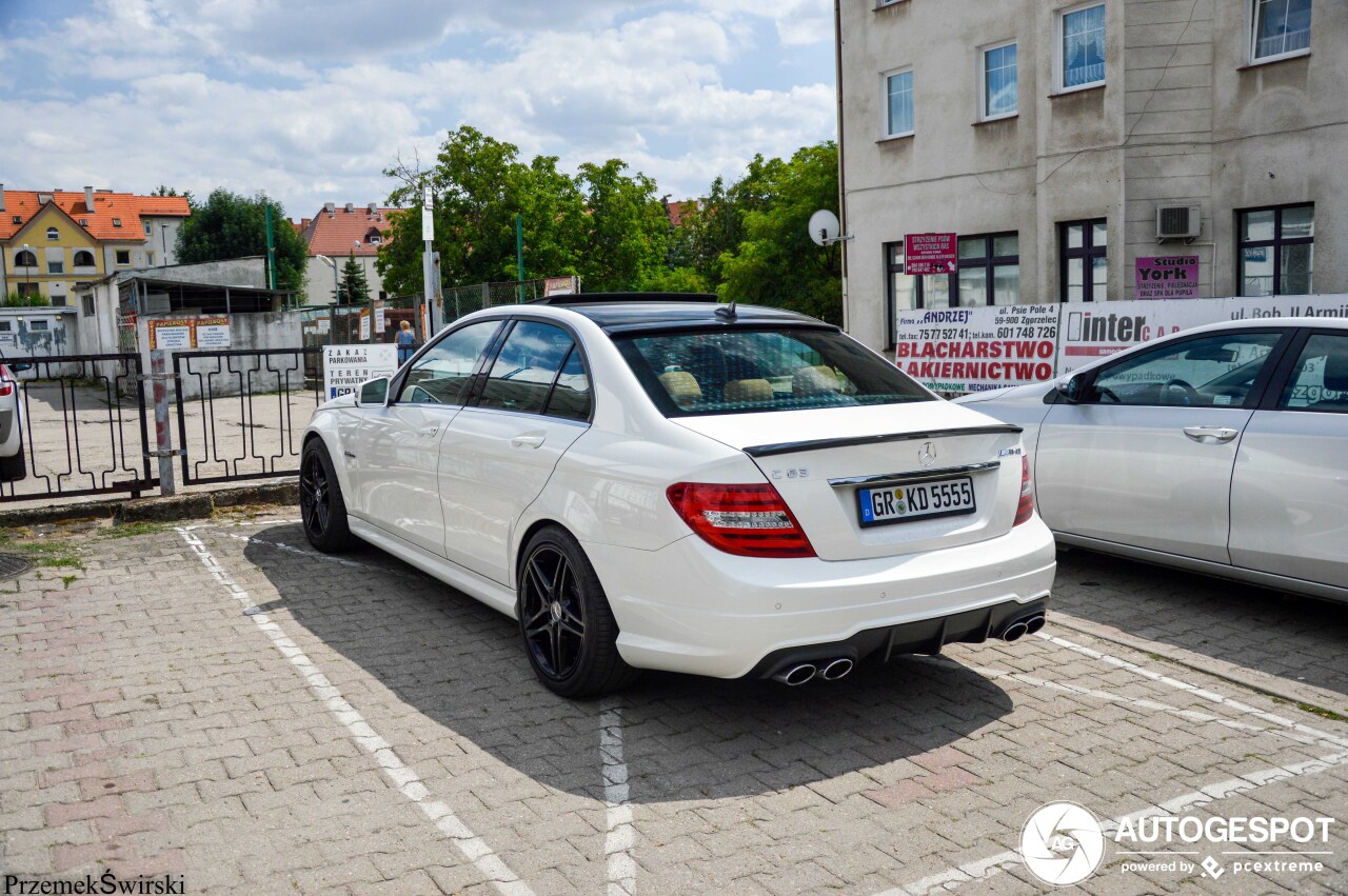 Mercedes-Benz C 63 AMG W204 2012